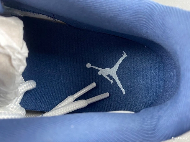 9141 Retro Blue 689  Low 11 (2024) Diffused Jordan FV5104- Minimalist 0807